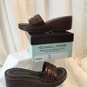 Donald Pliner Spia Platform Sandle